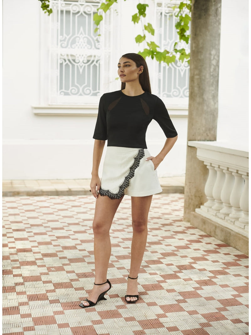 B&W LACE SKORT