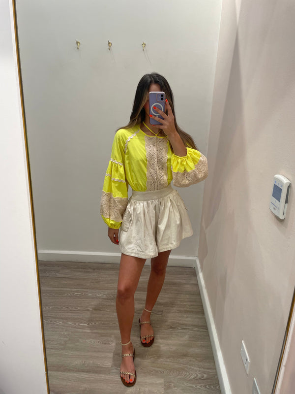 AMAR NEON BLOUSE