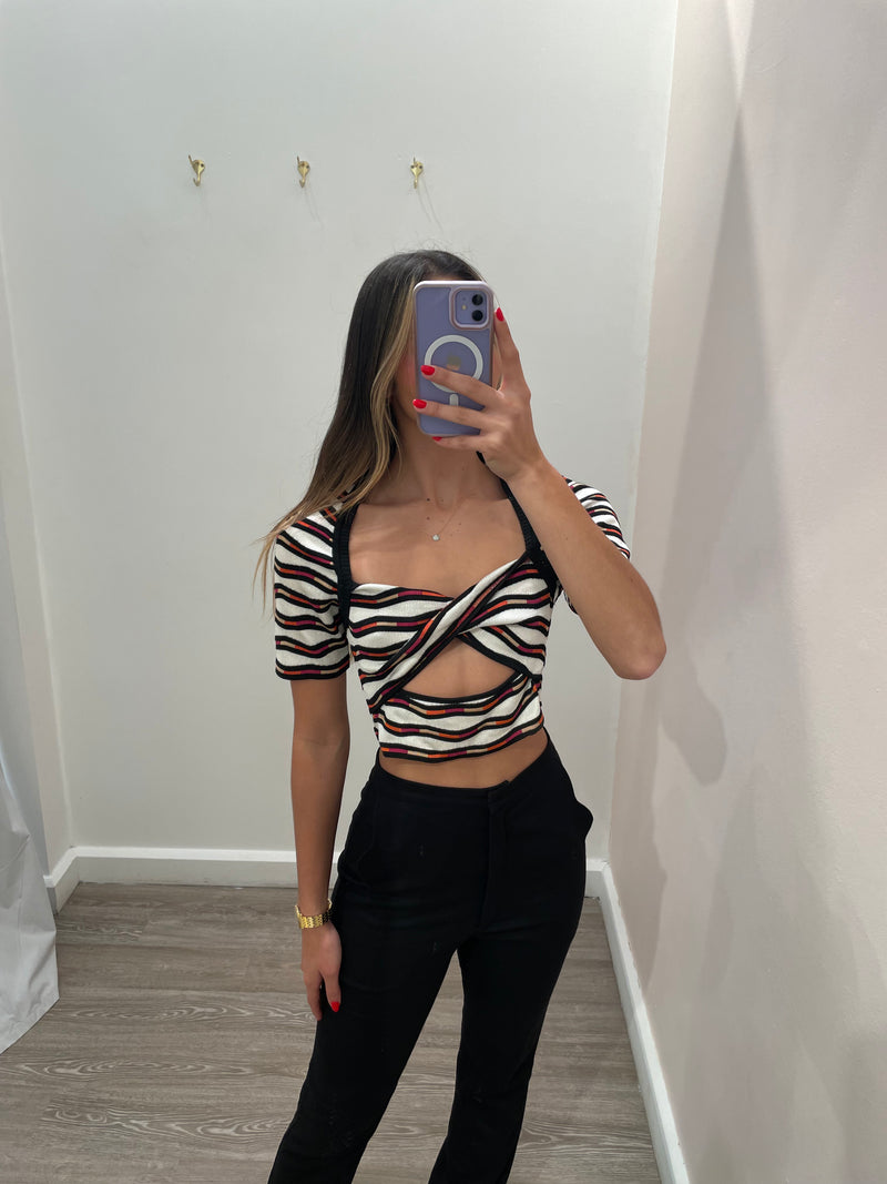 TD CUT OUT TOP