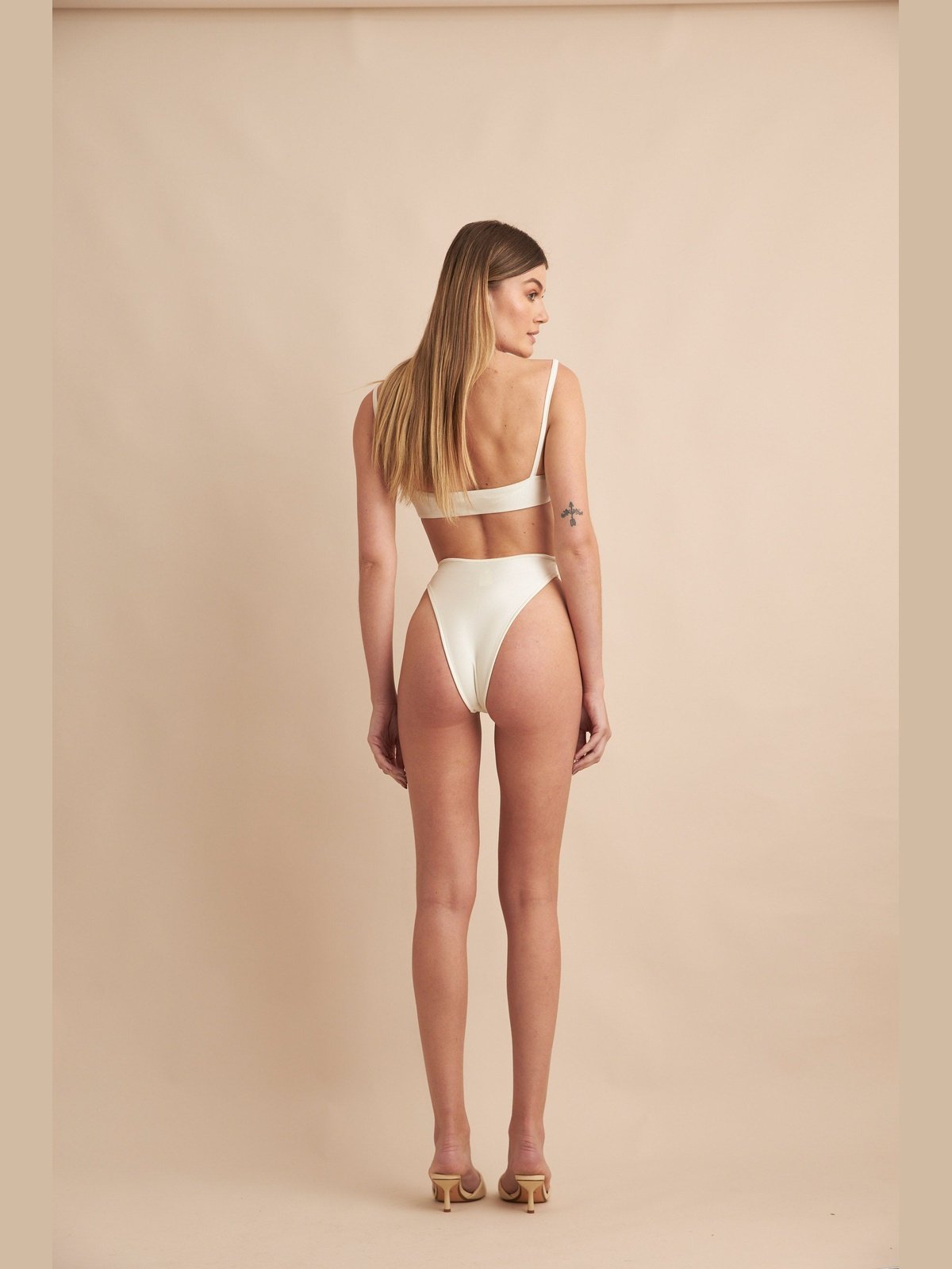 HL CREAM HIGH WAISTED BOTTOM